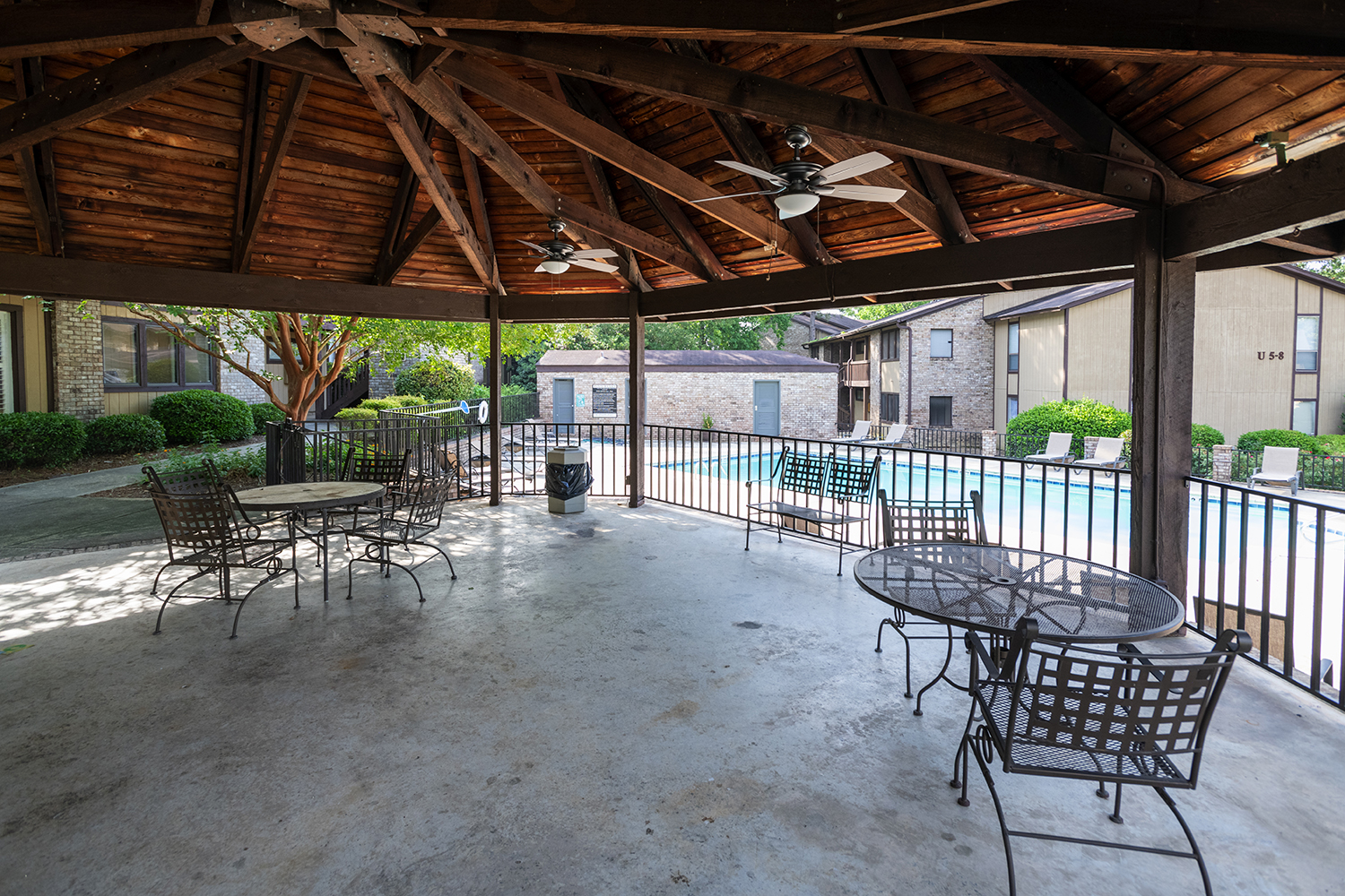 Castlegate Windsor Park The Multifamily Advisory Group at Cushman